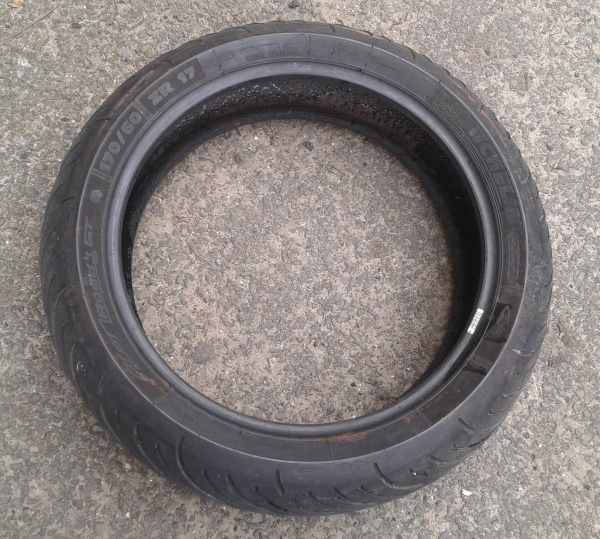 Pneu arri&eacute;re michelin