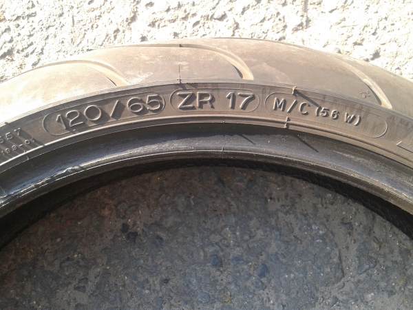 Annonce Pneu avant michelin radial  2023