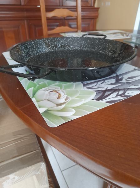 Po&ecirc;le &agrave; paella  diam&egrave;tre : 32 cm pas cher