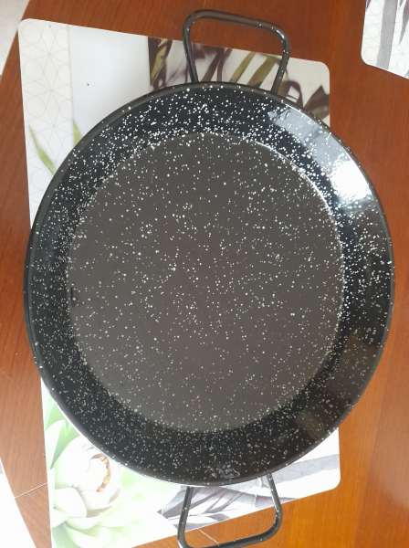 Po&ecirc;le &agrave; paella  diam&egrave;tre : 32 cm