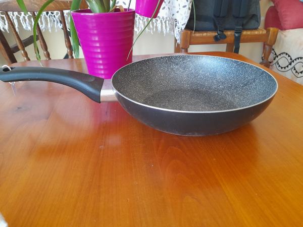 Po&egrave;le de cuisine antiderapant steel pan c&eacute;ramic pas cher