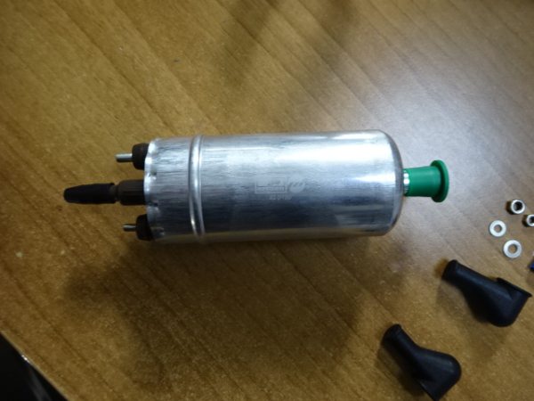 Vente Pompe &agrave; essence lamborghini diablo et murcielago