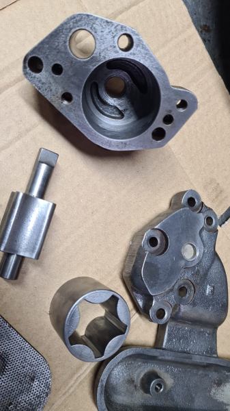 Pompe à huile pour lancia flavia 1.8 pas cher