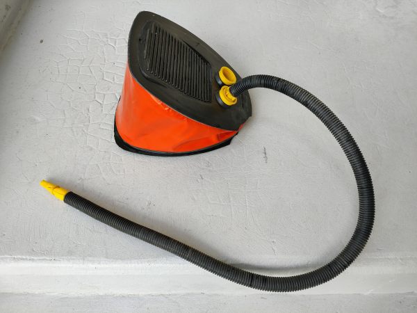 Vente Pompe/gonfleur &agrave; pied, grande capacit&eacute; 5l, bateau
