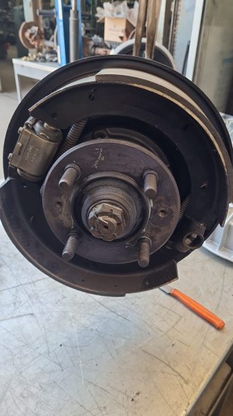 Pont arrière avec différentiel pour maserati 3500 pas cher