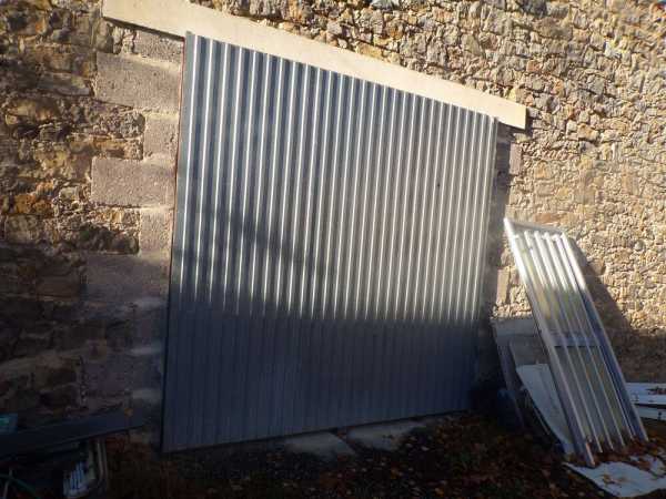 Portail m&eacute;tallique