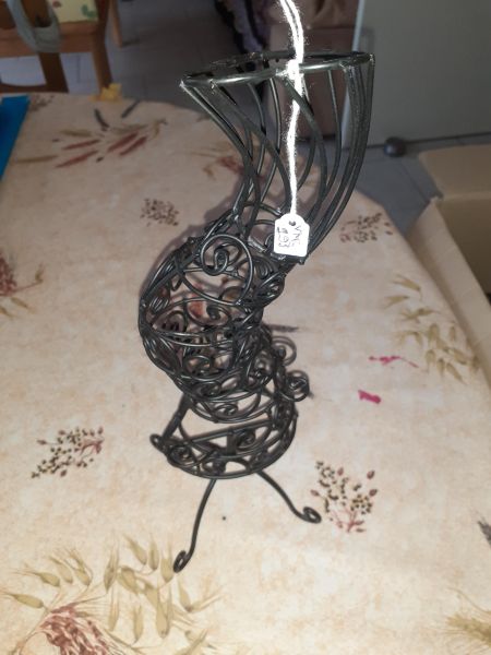 Porte bijoux en fer forgé