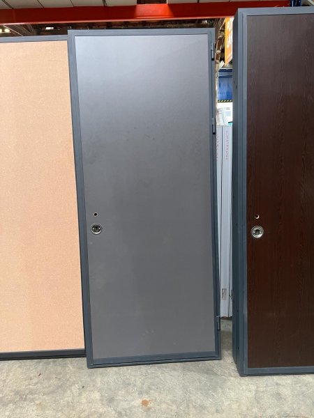 Annonce Porte blindée en acier disponible sur albi