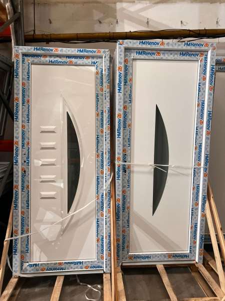 Annonce Porte d'entrée pvc/alu en stock sur colomiers