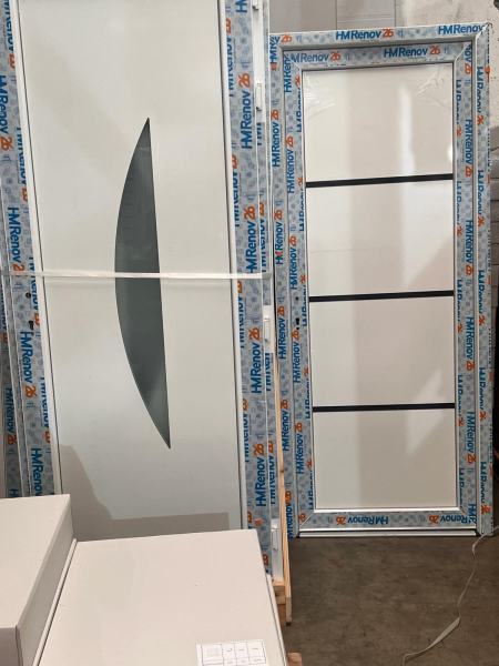 Annonce Porte d'entrée pvc/alu en stock sur saint-Étienne