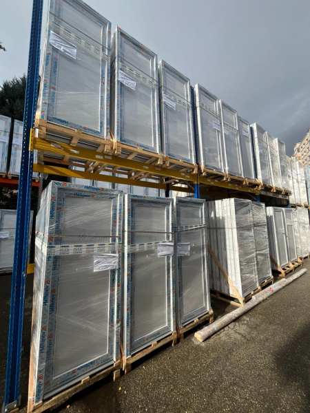 Porte de service en stock sur saint-martin-d'hères pas cher