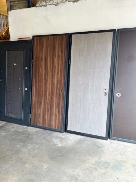 Portes blind&eacute;es en stock et sur mesure????