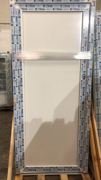 Portes de service en stock et sur mesure pvc/alu??