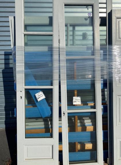 Portes-fen&ecirc;tres avec chassis fixes de la rosa