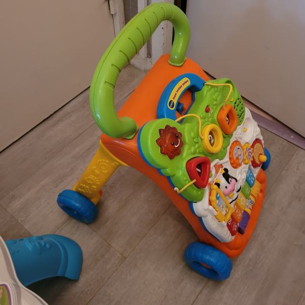 Vente Porteur super trotteur parlant vtech