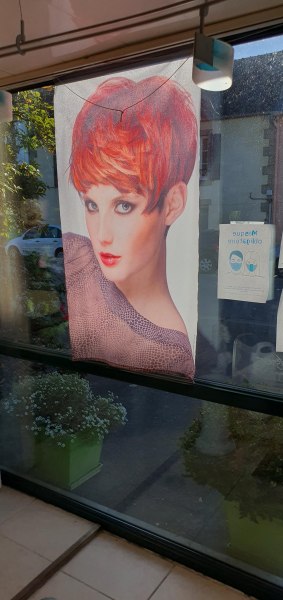 Poster de coiffure pour vitrine ou intérieur