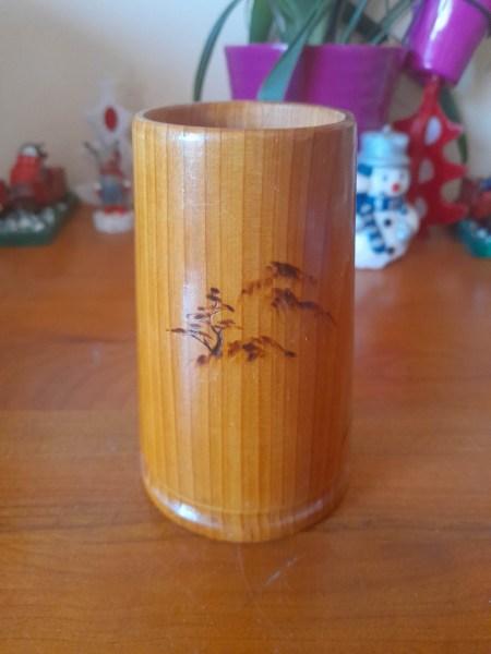 Pot a crayons en bois