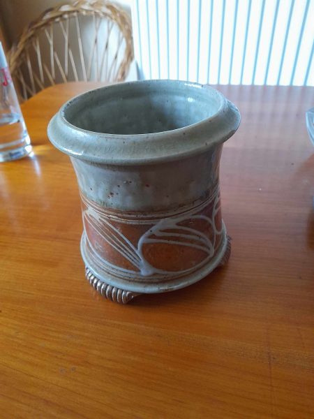 Vente Pot en gr&egrave;s verni &agrave; trou