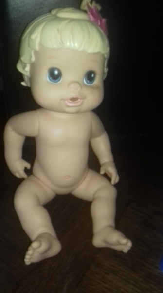 Poup&eacute;e hasbro 2008