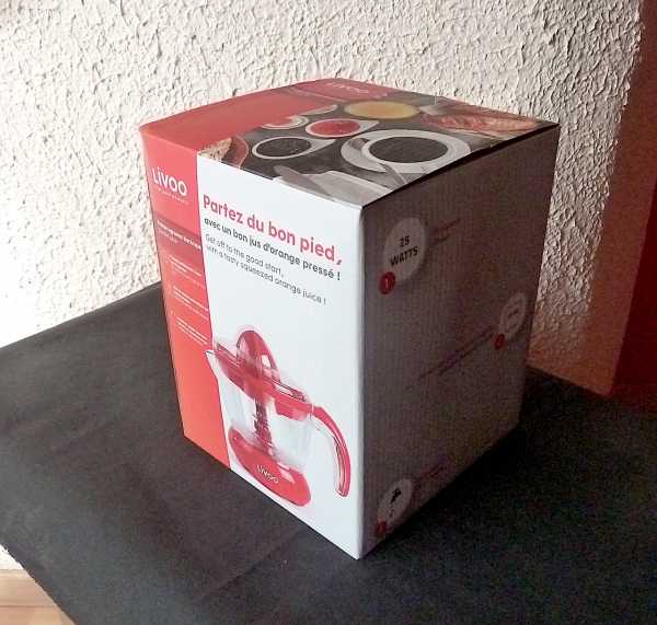 Presse-agrumes &eacute;lectrique neuf dans sa boite.