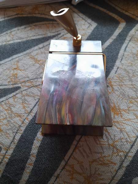 Presse papier porte stylo effet marbr&eacute; pas cher