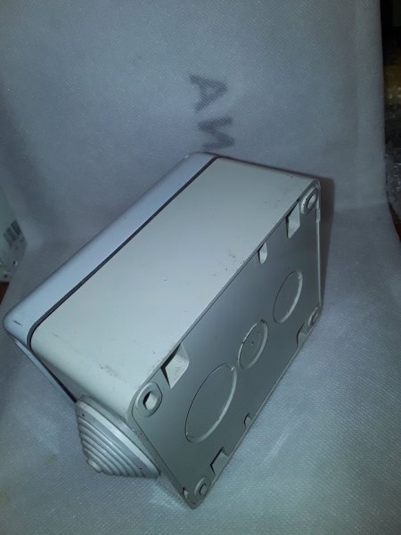 Annonce Prise legrand 32a-380v