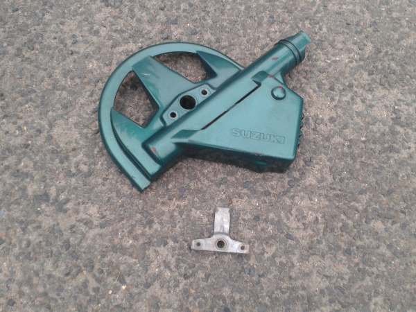 Annonce Protége disque avant suzuki 750 dr 1989