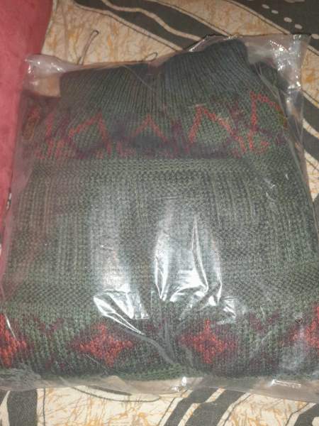 Vente Pull adolescent / homme en laine 80/84 (xs)