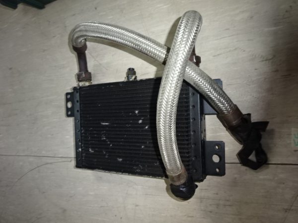 Radiateur d'huile pour ferrari mondial 3.2 qv