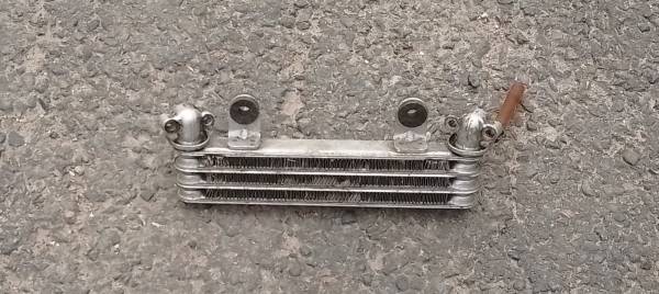 Radiateur huile honda 750 vfr 1987