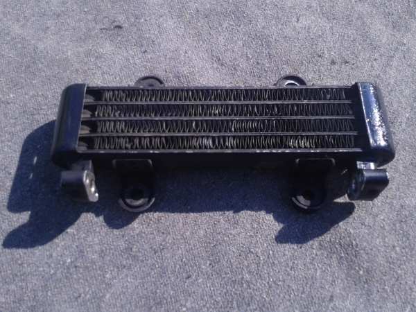 Radiateur huile  kawasaki gpz 1100 zx 1983
