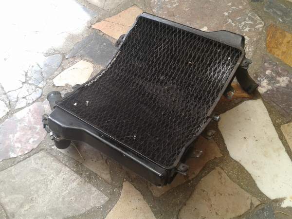 Radiateur kawasaki 1100 zzr 1991 pas cher