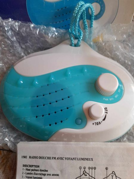 Radio fm de douche sans fil clip sonic pas cher