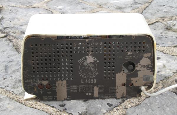 Annonce Radio-r&eacute;veil tsf ducretet thomson l4323 de 1952