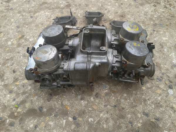 Rampe carburateur honda 1100 goldwind 1983