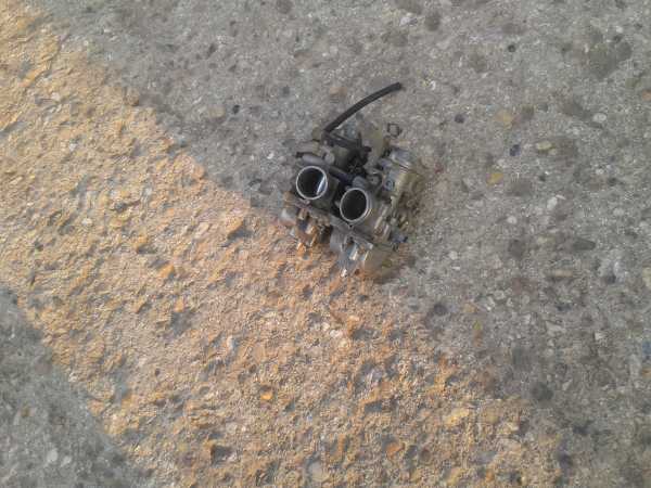 Vente Rampe carburateur honda 600 xlm paris dakar 1984