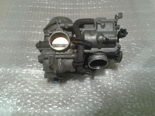 Annonce Rampe carburateur honda 650 deauville 1998