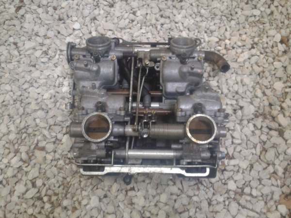 Rampe carburateur honda 750 vfr 1993