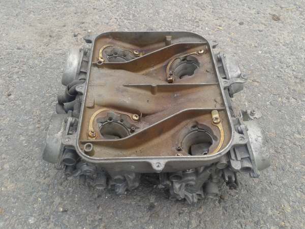 Vente Rampe carburateur honda 750 vfr 1995