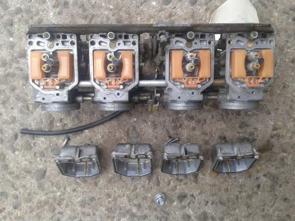 Vente Rampe carburateur honda 900 bol d or 1979