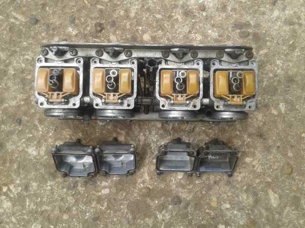 Annonce Rampe carburateur honda cb 700 cs nighthawck