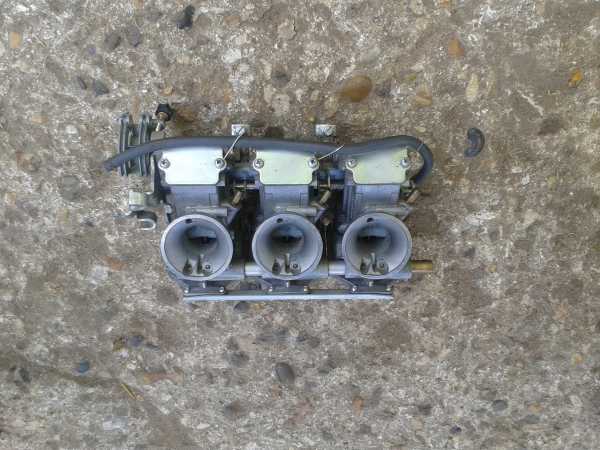 Vente Rampe carburateur honda nsr 400 1986