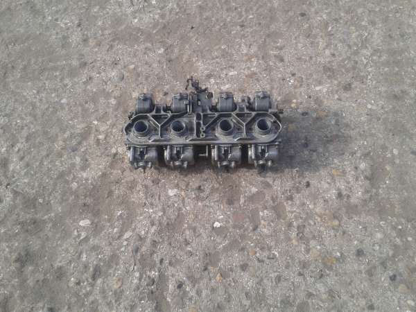 Vente Rampe carburateur kawasaki z650b 1980