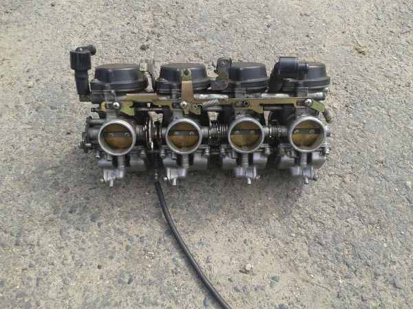 Rampe carburateur yamaha 1000r1 2000