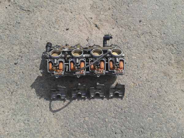 Rampe carburateur yamaha 1000r1 2000 pas cher