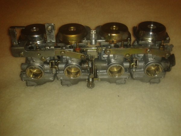 Rampe carburateur yamaha 600 xjn 1998