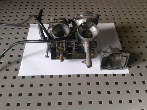 Vente Rampe carburateur yamaha 600 xt 1994