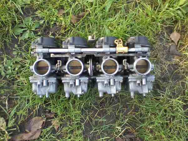 Rampe carburateur yamaha fzr 1000 exup 1994