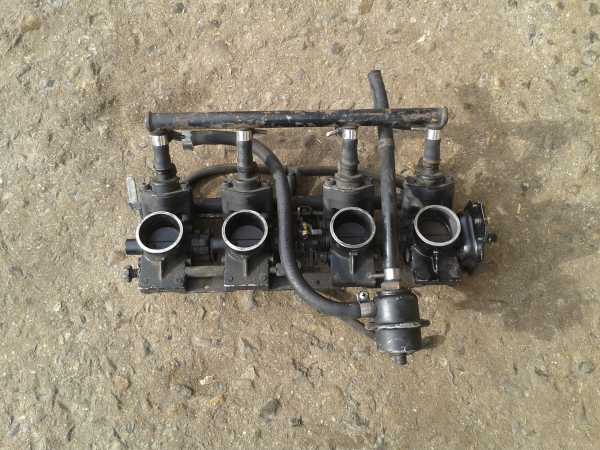 Rampe injection kawasaki 1100 gpz zx 1983