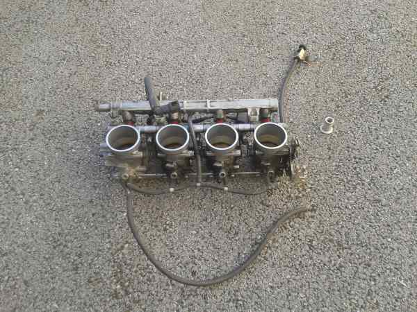 Rampe inj&eacute;ction suzuki 750 gsxr srad 2000 pas cher